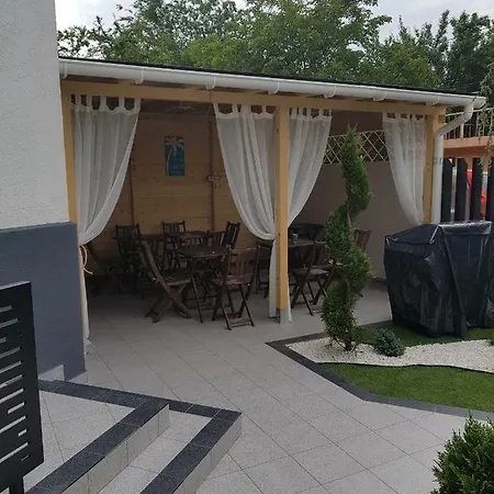 Yly Affittacamere 3*